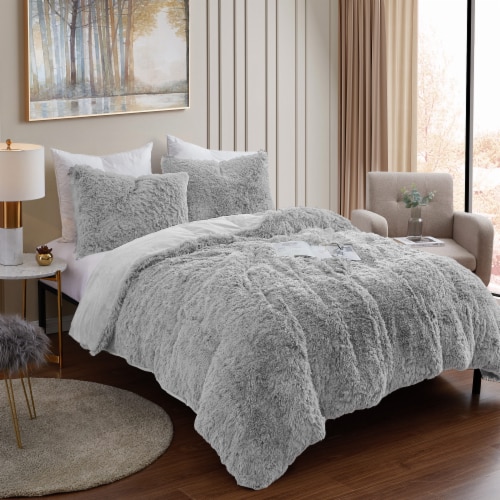 Fuzzy comforter clearance set queen