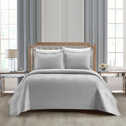 NY&CO Home Idge 3 Piece Quilt Set Y-Shaped Geometric Pattern Bedding grey queen Perspective: front