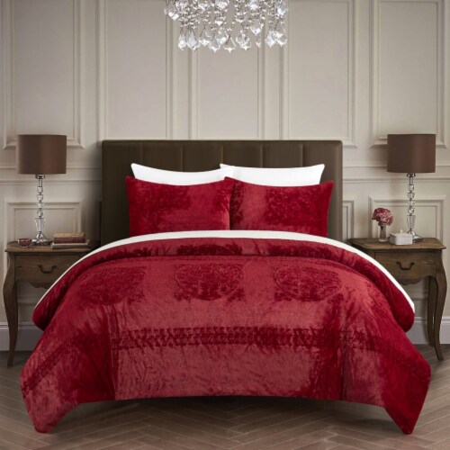 Amora 3 or 2 Piece Comforter Set Embossed Mandala Pattern Faux Fur wine queen Perspective: front