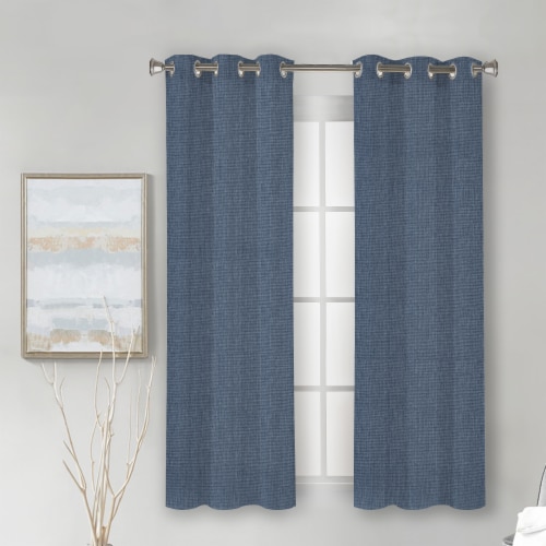 Sunblk Turner Total Blackout Window Panel Perspective: front