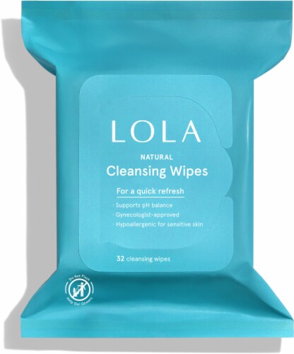 LOLA Cleansing Wipes Perspective: front
