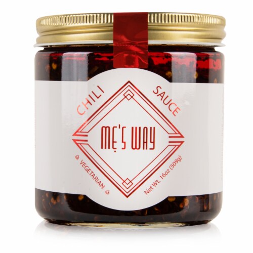 Homemade Vegan Vietnamese Vegan Chili Oil Sauce, All Purpose Gourmet Spicy Chili Sauce 16oz Perspective: front