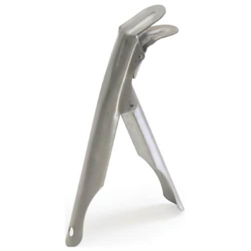 Truevalue Chicago Kamando Joe Grill Gripper Perspective: front