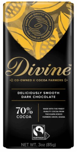 Divine™ 70% Cocoa Dark Chocolate Bar Perspective: front