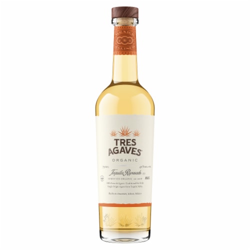 Tres Agaves® Organic Reposado Amatitan Tequila Perspective: front