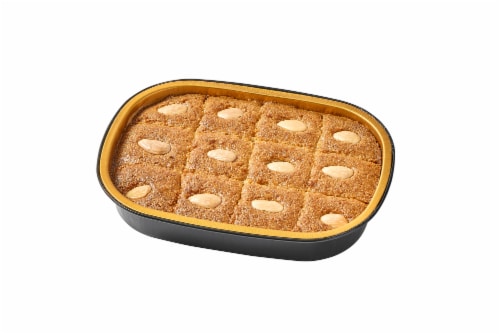 Libanais Quarter Tray of Hareesa Perspective: front