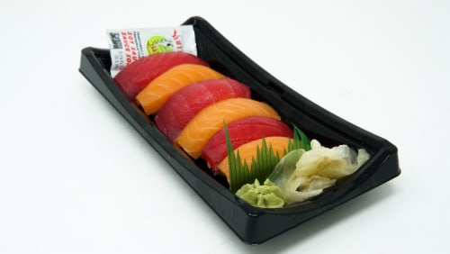 Yummi Sushi Nigiri Tuna & Salmon Combo Perspective: front