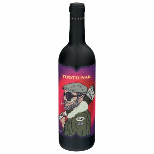 Tooth & Nail Red Blend Wine Perspective: front