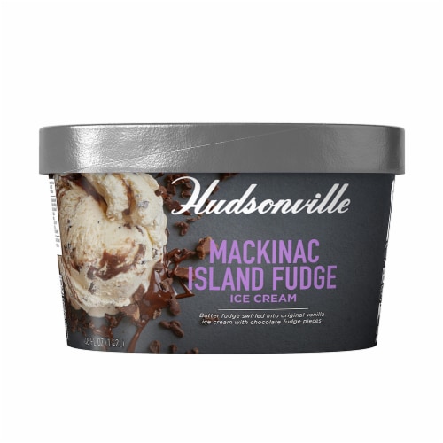Hudsonville Premium MacKinac Island Fudge Ice Cream Perspective: front