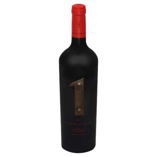 Antigal Winery Uno Cabernet Sauvignon Perspective: front
