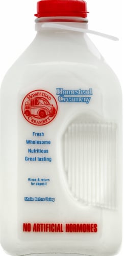 Homestead Creamery Whole Milk Perspective: front