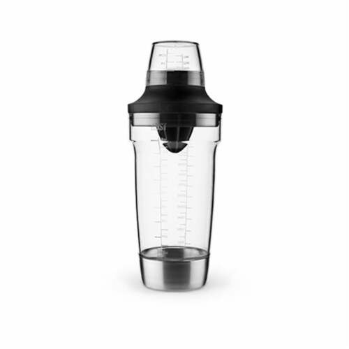True 2974 18 oz Cocktail Shaker Perspective: front