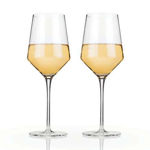 Viski Raye Crystal Angled Chardonnay Glasses Perspective: front