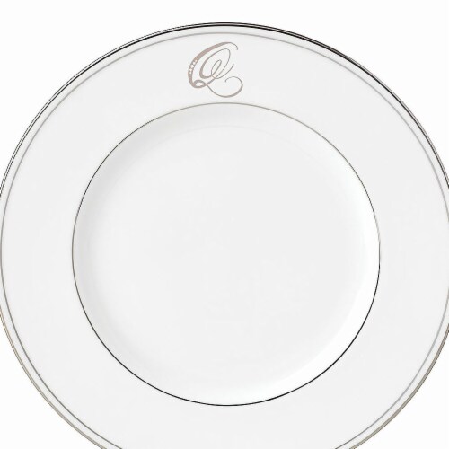 Lenox 9 in. dia. Federal Platinum Monogram Script Accent Plate - Q Perspective: front