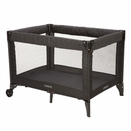 Cosco funsport portable compact baby sales play yard
