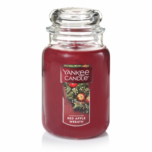 Yankee Candle Red Apple Wreath Jar Candle - Red Perspective: front