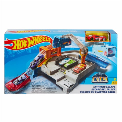 Mattel Hot Wheels® Shipyard Escape Play Set Perspective: front