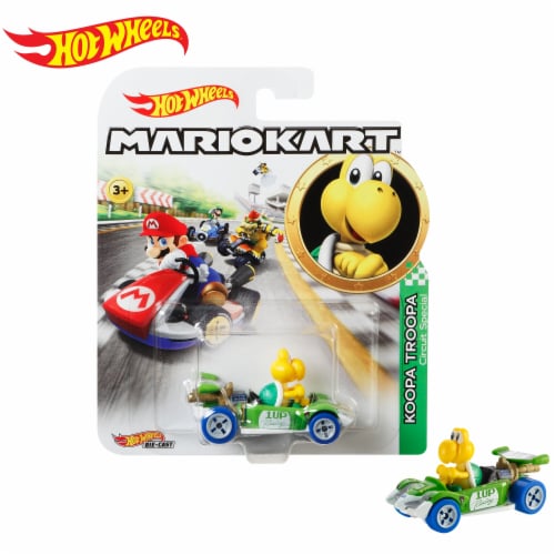 Hot Wheels Mario Kart Circuit Track Set 5 years old ~ [1 Mario Car, 1 Yoshi  Car