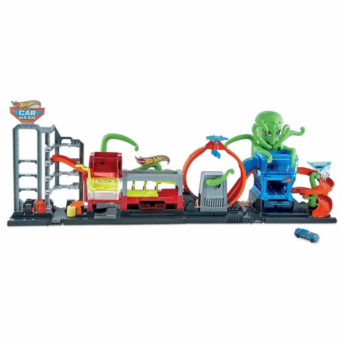 Hot Wheels City Ultimate Octo Car Wash Water Playset with Color