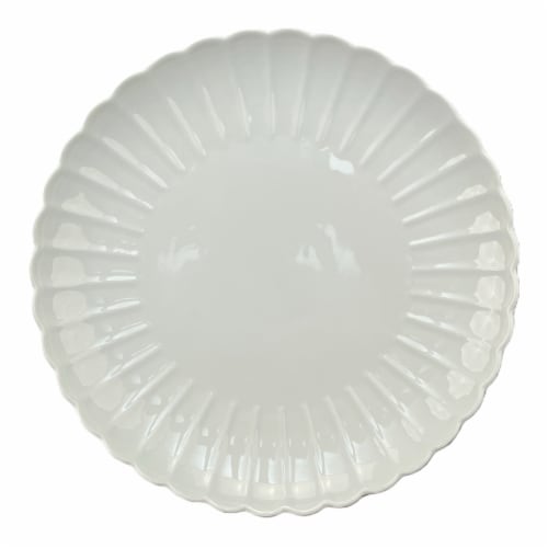 Dash of That 10.5 Inch Scallop Dinner Plate Perspective: front