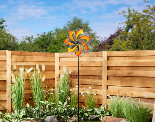 HD Designs Outdoors Spiral Spinner Perspective: front