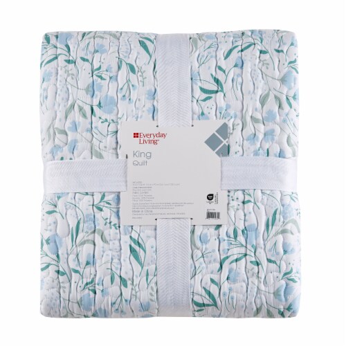 Everyday Living® Microfiber Floral Quilt King Perspective: front