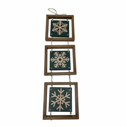 Holiday Home Triple Snowflake Wall Sign - Green Perspective: front
