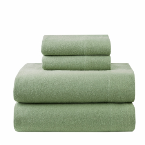 HD Designs Flannel Sheet Set - Solid Green Perspective: front