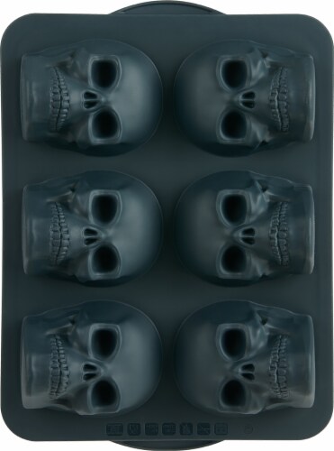 Holiday Home Jumbo Silicone Skull Pan Perspective: front