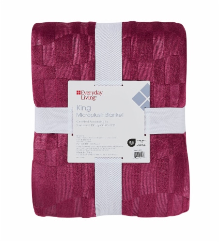 Everyday Living King Microplush Blanket - Burgundy Perspective: front