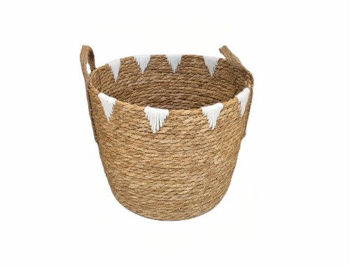 HD Designs Round Water Hyacinth Basket Perspective: front