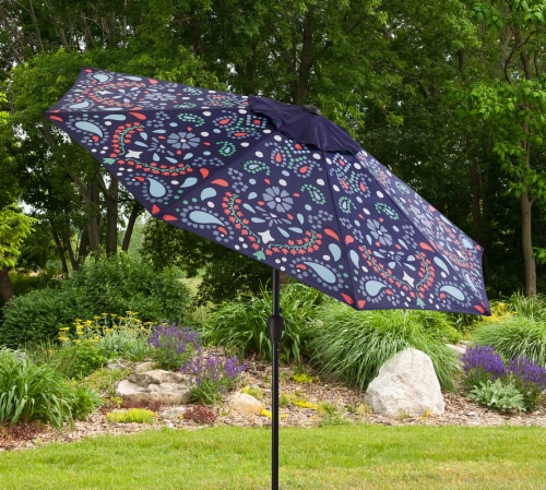 HD Designs Paisley Patio Umbrella Perspective: front