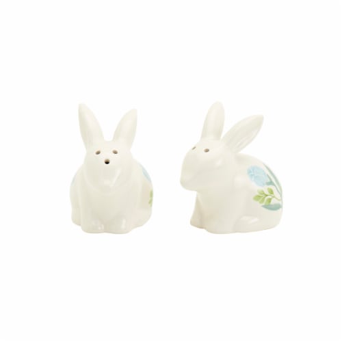 Easter salt store and pepper shakers