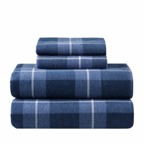 HD Designs Flannel lodge plaid Perspective: front