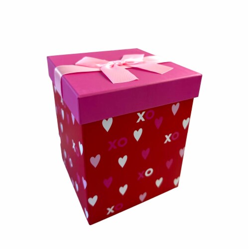 Holiday Home Valentine's Day XOXO Candle Box Perspective: front