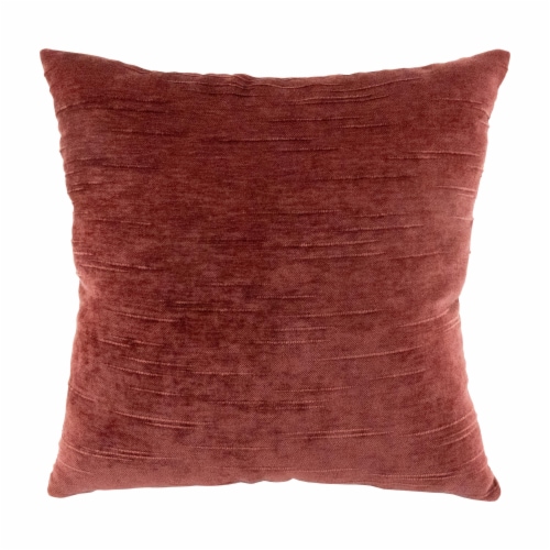 HD Designs Chenille Décor Pillow -Red Perspective: front