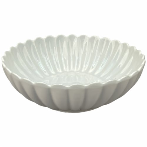 Dash of That Petal Round Bowl Perspective: front