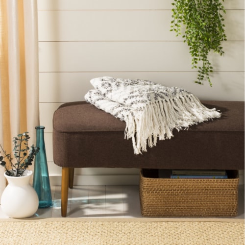 Safavieh Santi Throw - Grey Perspective: front