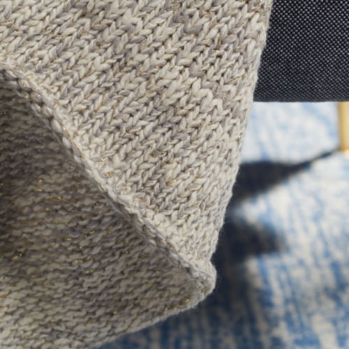 Safavieh Panna Knit Throw - Light Grey Perspective: front