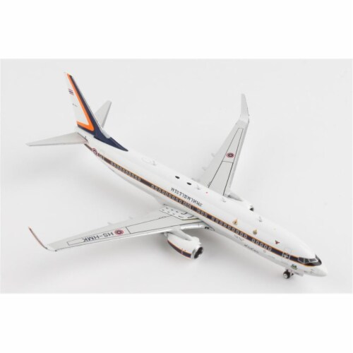 Phoenix Diecast PH2139 1-400 Scale No.Hs-Hmk Reg Royal Thai Air Force 737-800 Model Airplane Perspective: front