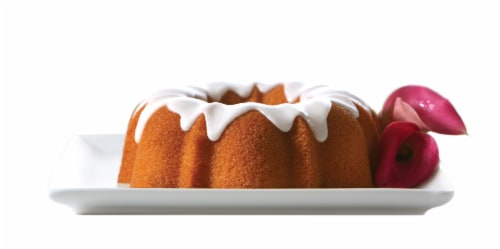 Edda's® Vanilla Rum Bundt Cake Perspective: front