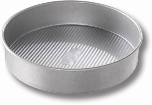 USA Pan Round Cake Pan Perspective: front