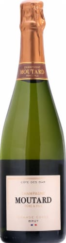 Moutard Brut Grande Cuvee Champagne Perspective: front