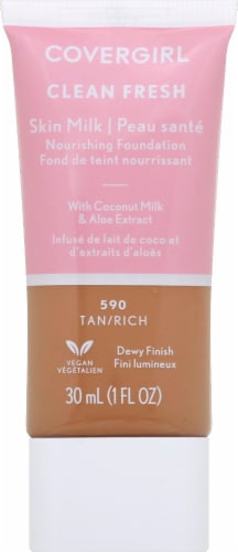 CoverGirl 590 Tan/Rich Clean Fresh Skin Milk Nourishing Foundation Perspective: front