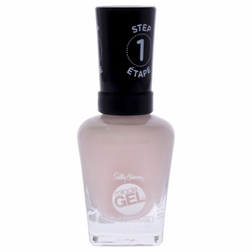 Sally Hansen® Miracle Gel™ 235 First Glass Nail Color Perspective: front