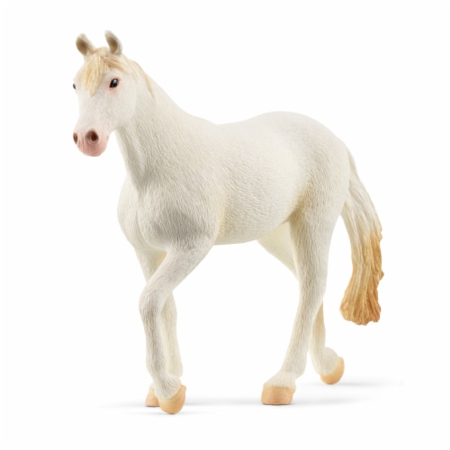 Schleich Camarillo Mare Action Figure Perspective: front