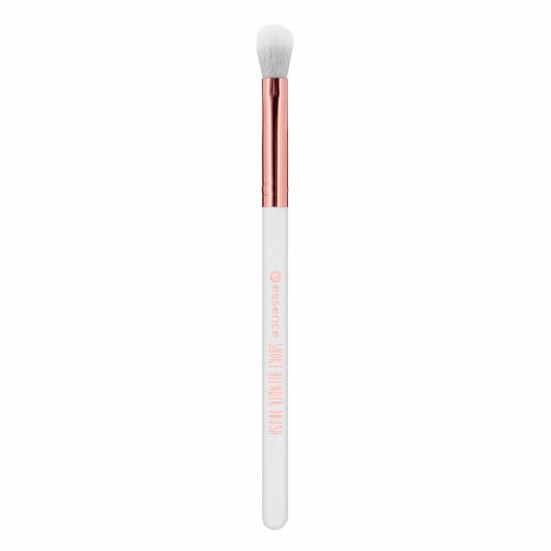 Essence Short Blender Makeup Brush Perspective: front