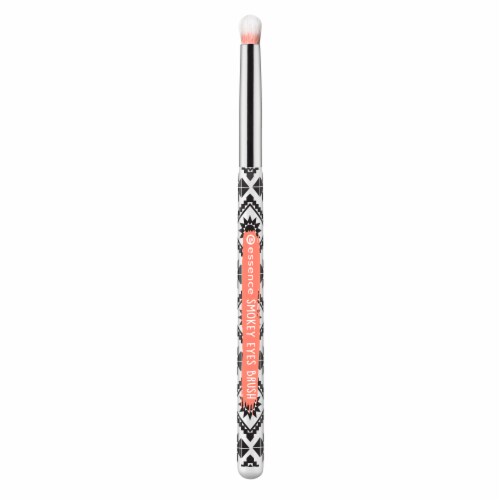essence Smokey Eyes Brush Perspective: front