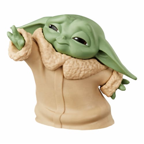 Star Wars™ The Bounty Collection The Child Force Moment Pose Perspective: front