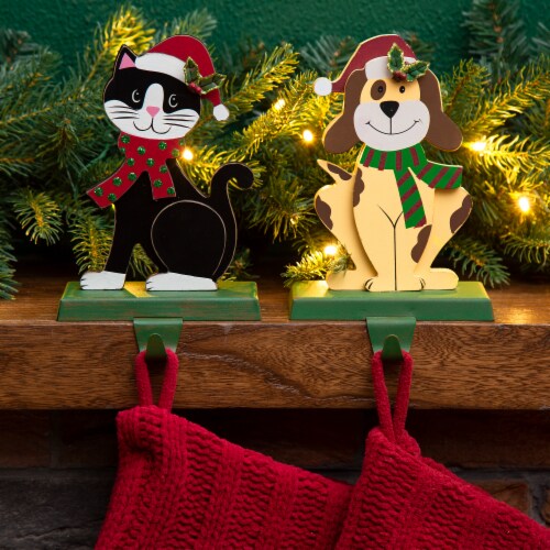 Glitzhome Wooden/Metal Cat & Dog Stocking Holder with class design Perspective: front